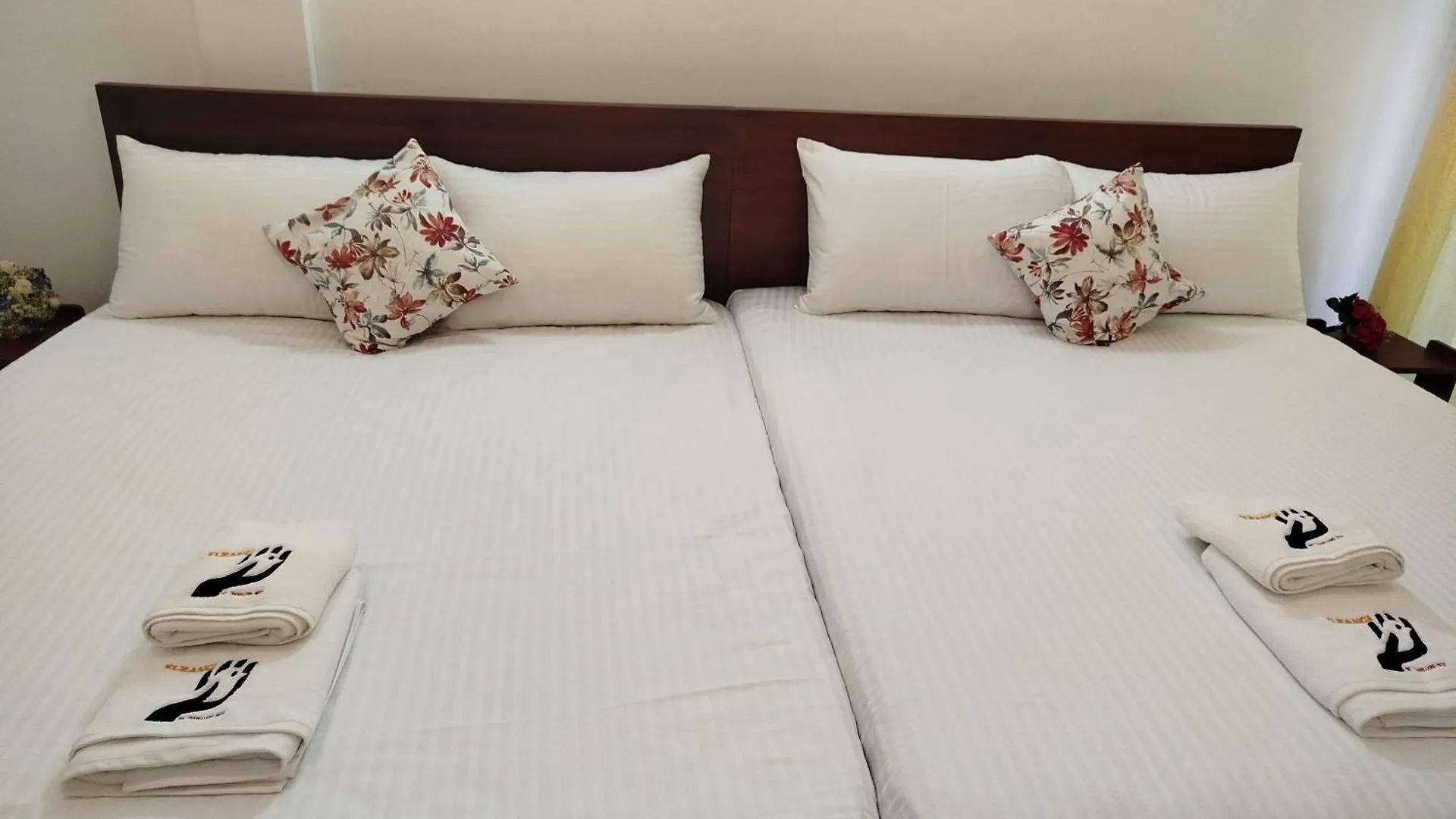 Hotel Elzangi Negombo