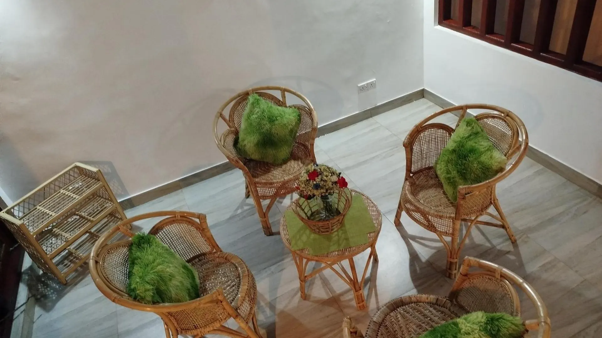 Hotel Elzangi Negombo