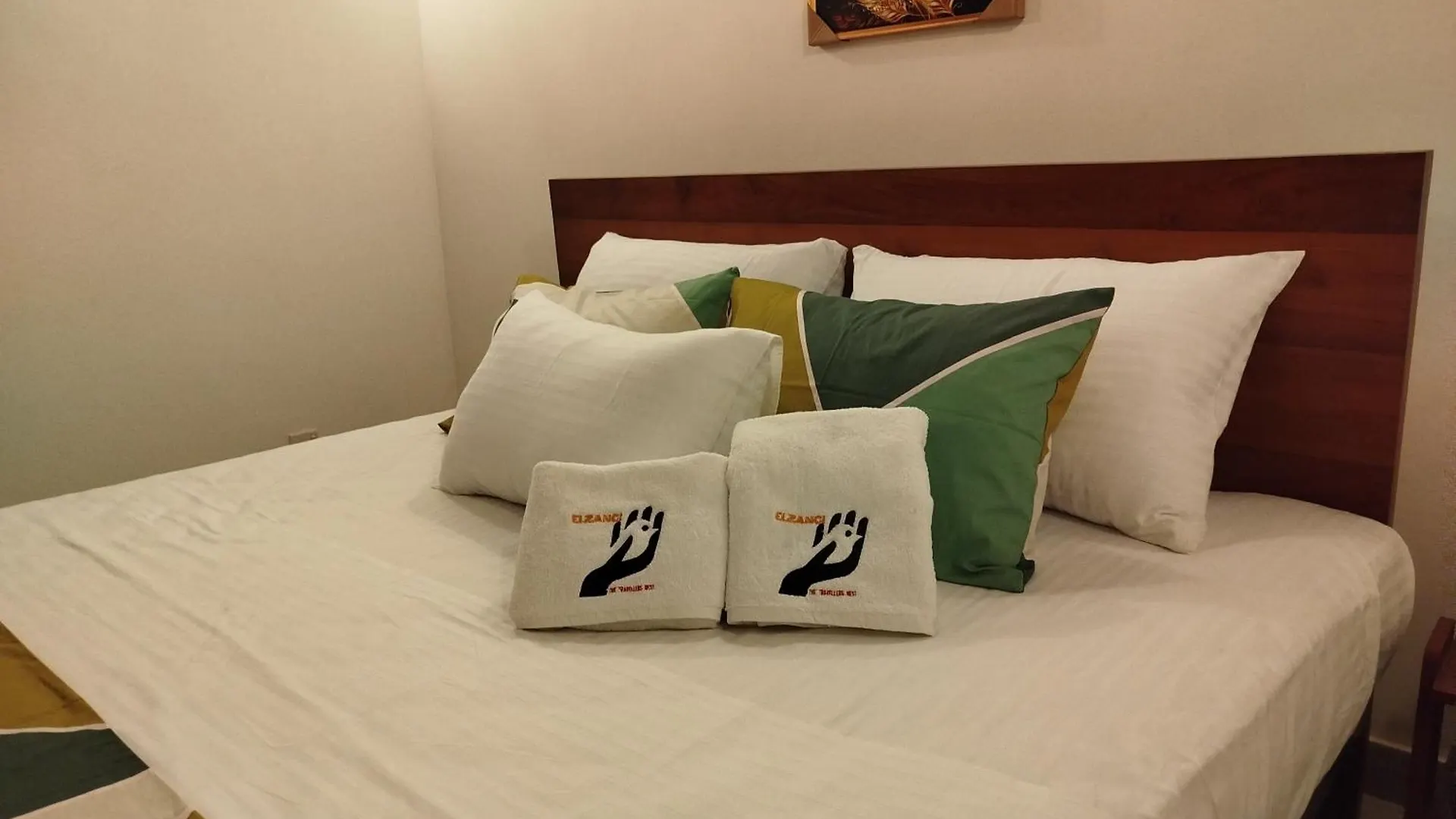 **  Hotel Elzangi Negombo Šrí Lanka